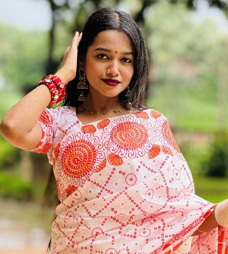 received_1463567111628168